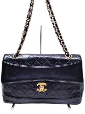 CHANEL Medium Classic Double Flap Bag Black Lambskin Gold Hardware W/Pouch